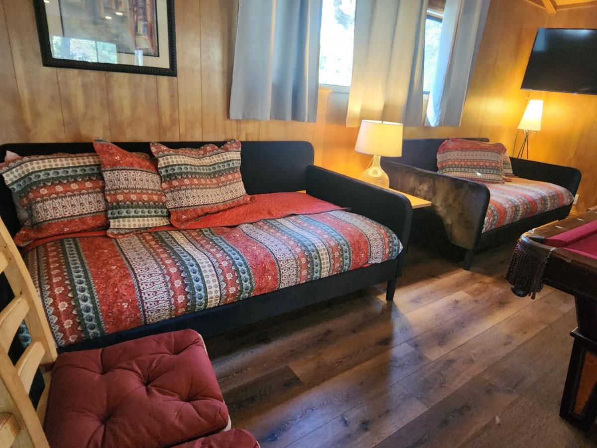 Silver Pines Lodge ไอดิลล์ไวลด์ ภายนอก รูปภาพ
