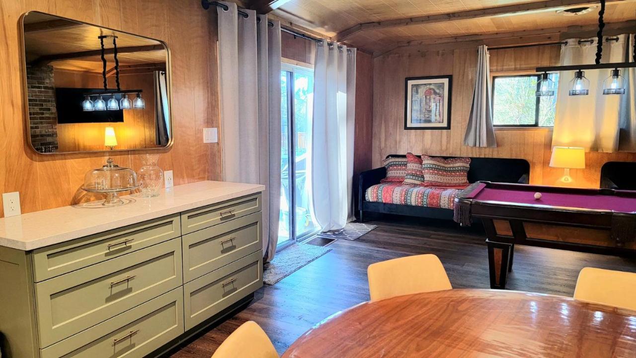 Silver Pines Lodge ไอดิลล์ไวลด์ ภายนอก รูปภาพ